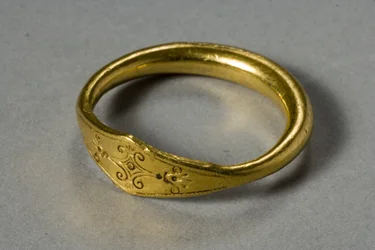 Anillo (oro)